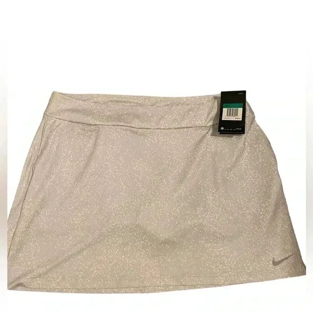 Nike Dry Fit skirt with built in shorts New with tags
